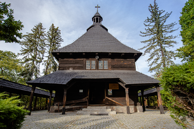 Kościół pw. Matki Boskiej Królowej Korony Polski 